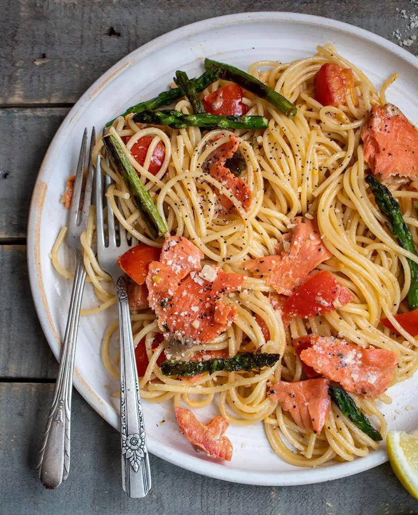 smoked-salmon-pasta-with-a-light-cream-sauce-cherry-on-my-sundae