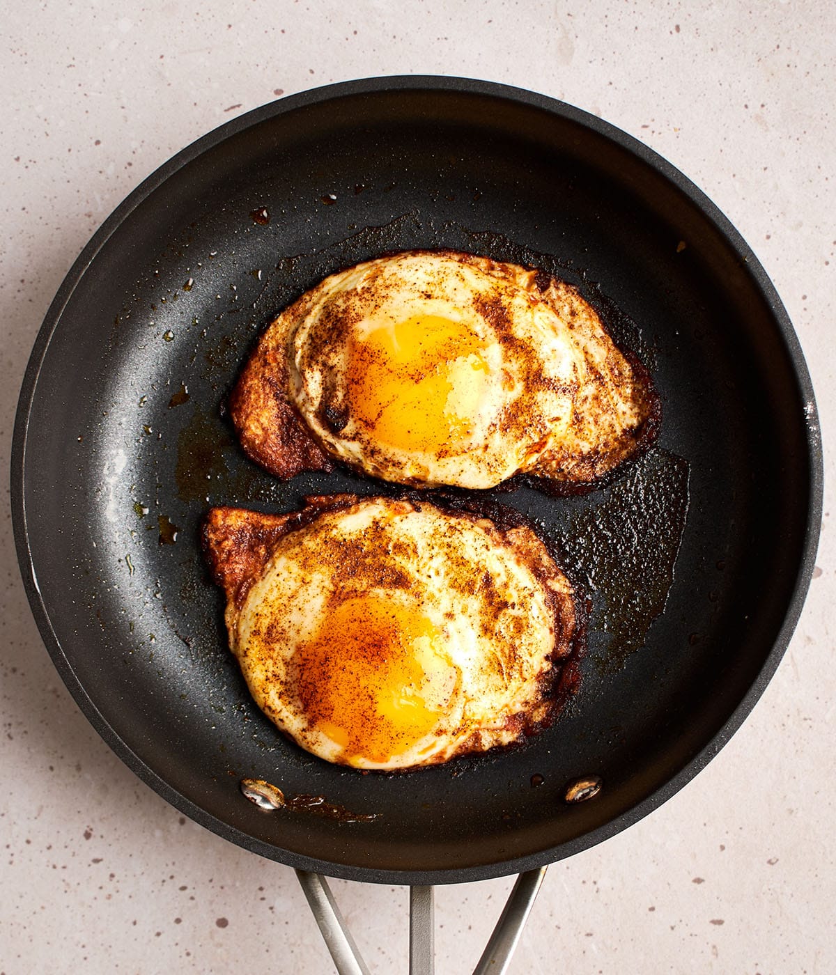 paprika fried eggs