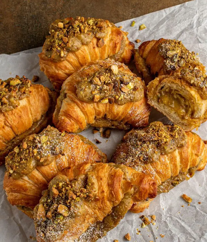 Pistachio Croissants - Cherry on my Sundae