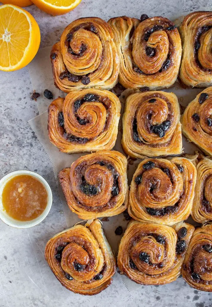 orange cardamom raisin buns