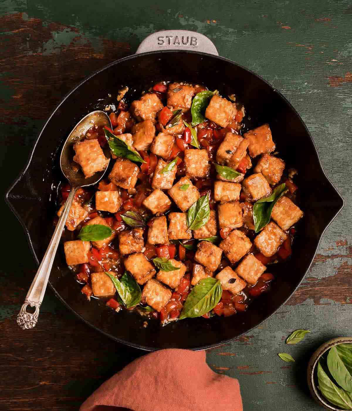 chili basil tofu stir fry