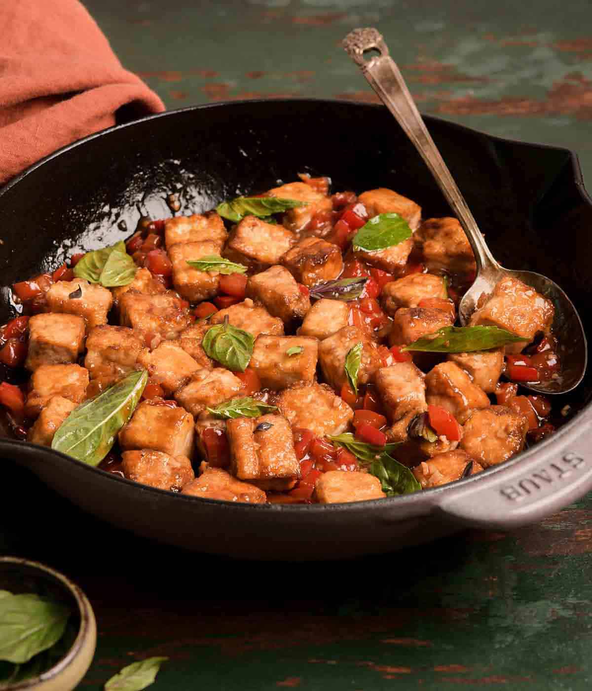 chili basil tofu stir fry