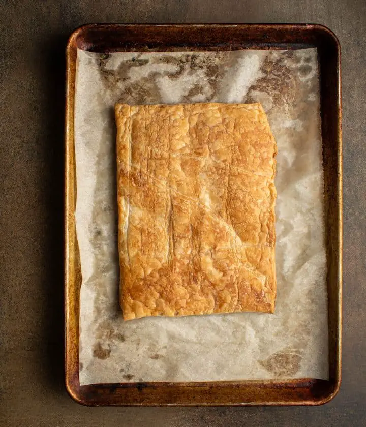 bake the puff pastry