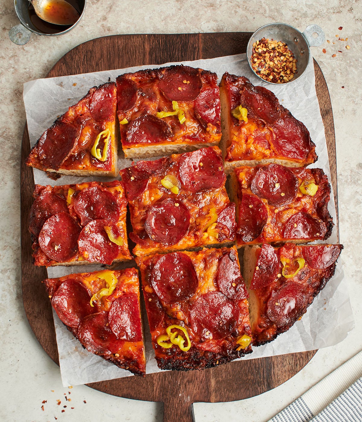 spicy pepperoni pan pizza