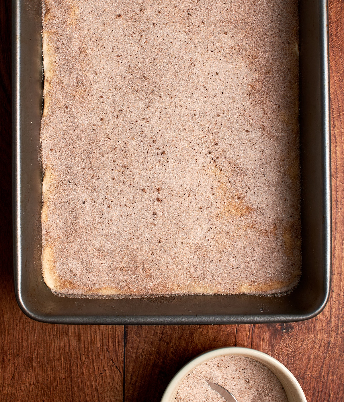 sprinkle chai mixture on dough