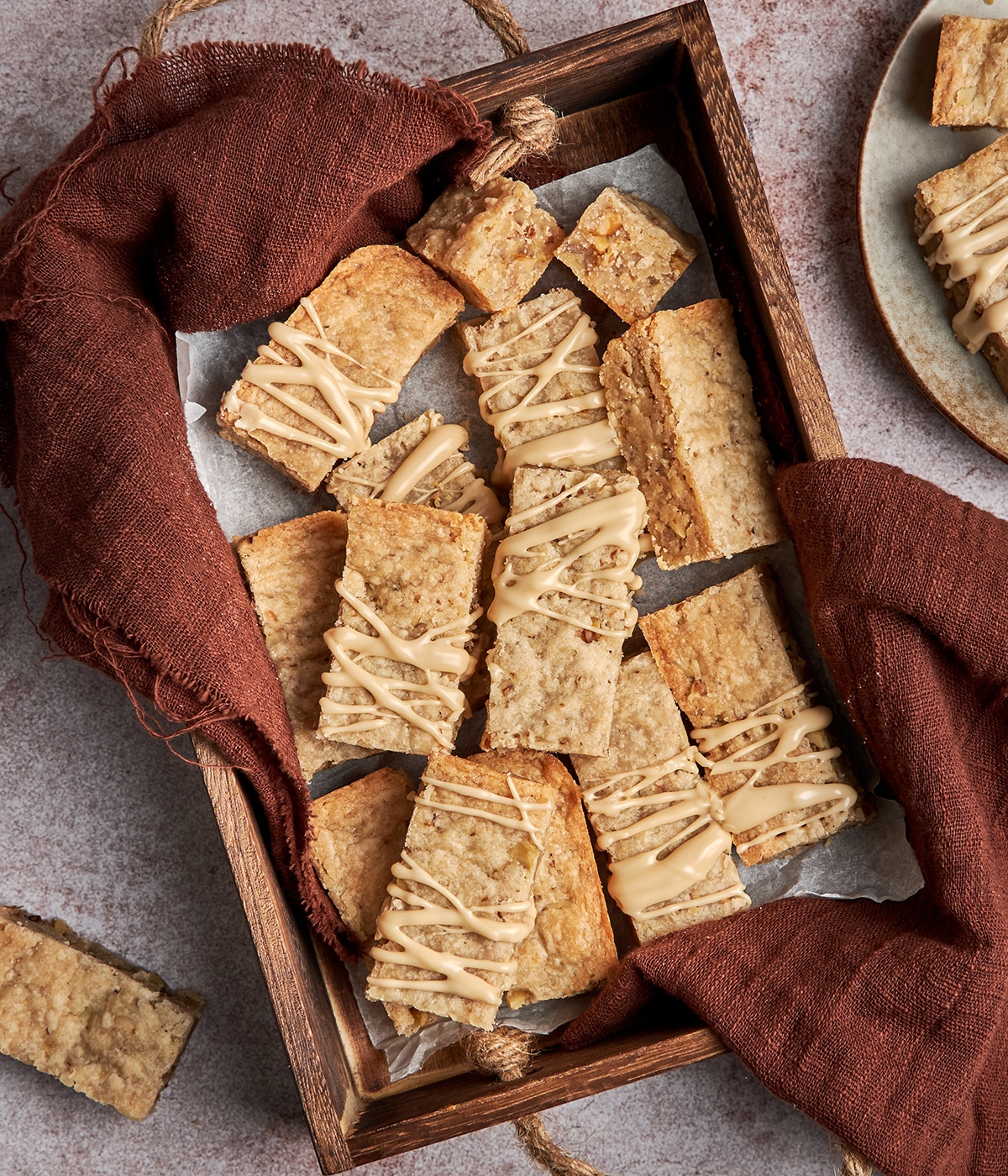 brown sugar walnut shortbread cookies