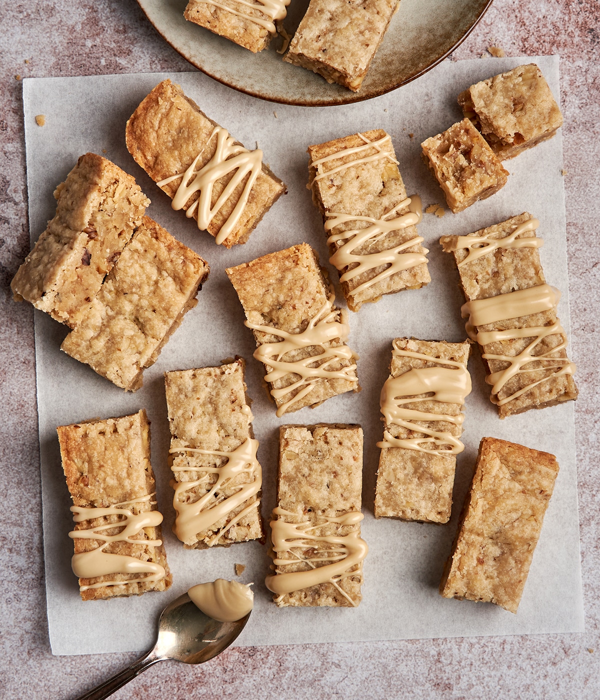 brown sugar walnut shortbread cookies